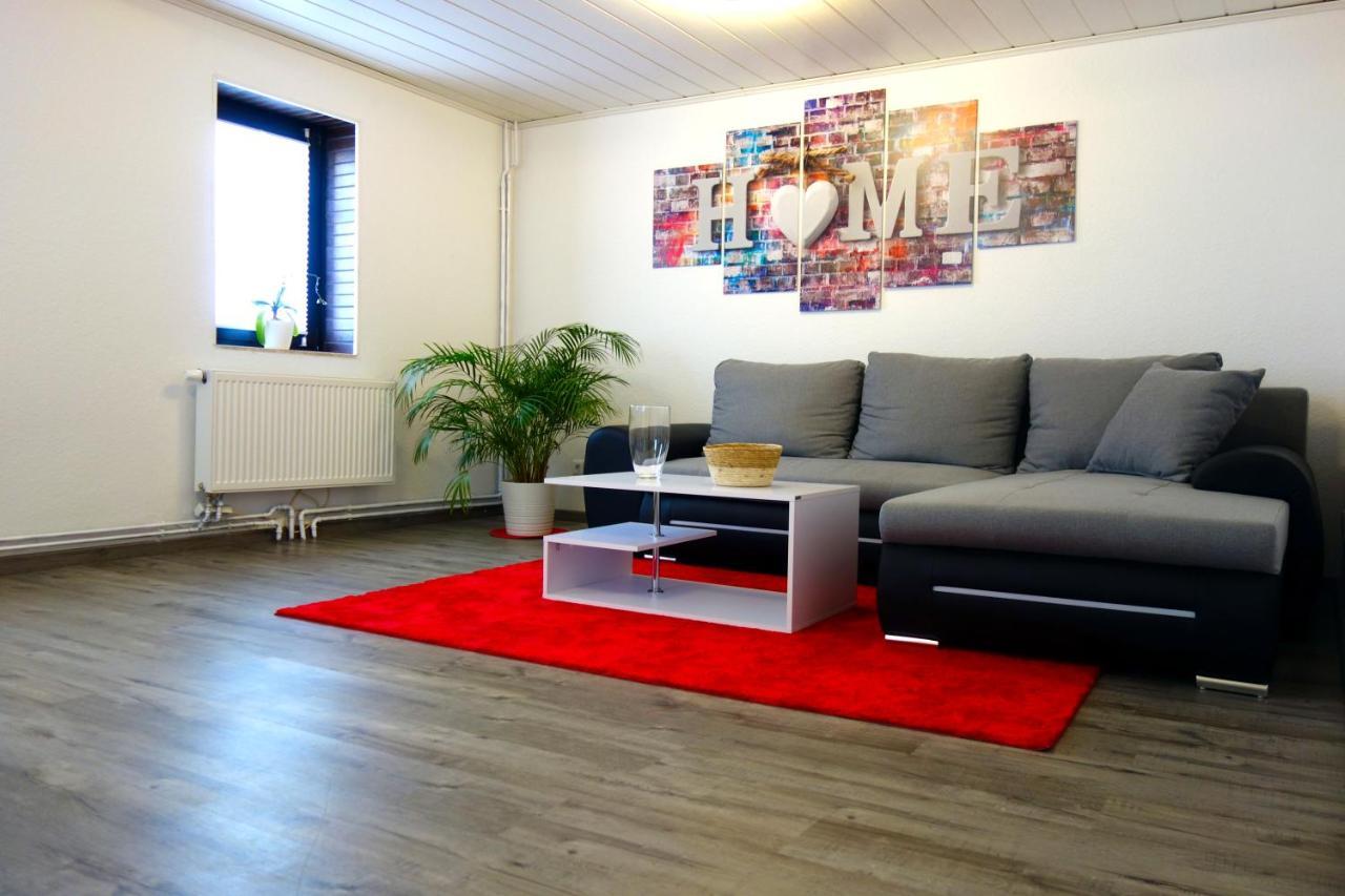 Happy-Homes Red - Up To 5 - Kueche - W-Lan - Netflix - Honig - Terrasse Altenstädt Extérieur photo